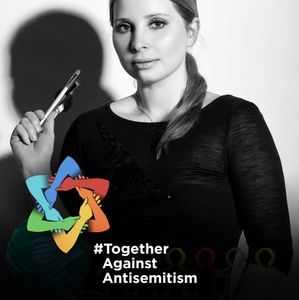 Meet your Posher, Elena